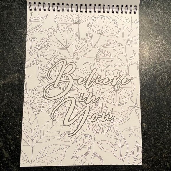 Mindful Relaxation Stress Relief Coloring Book and Markers (NWOT) - Picture 8 of 15